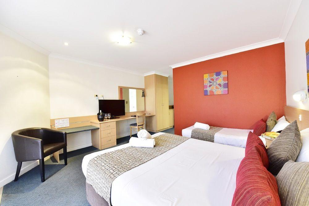 Diplomat Hotel Alice Springs Eksteriør billede