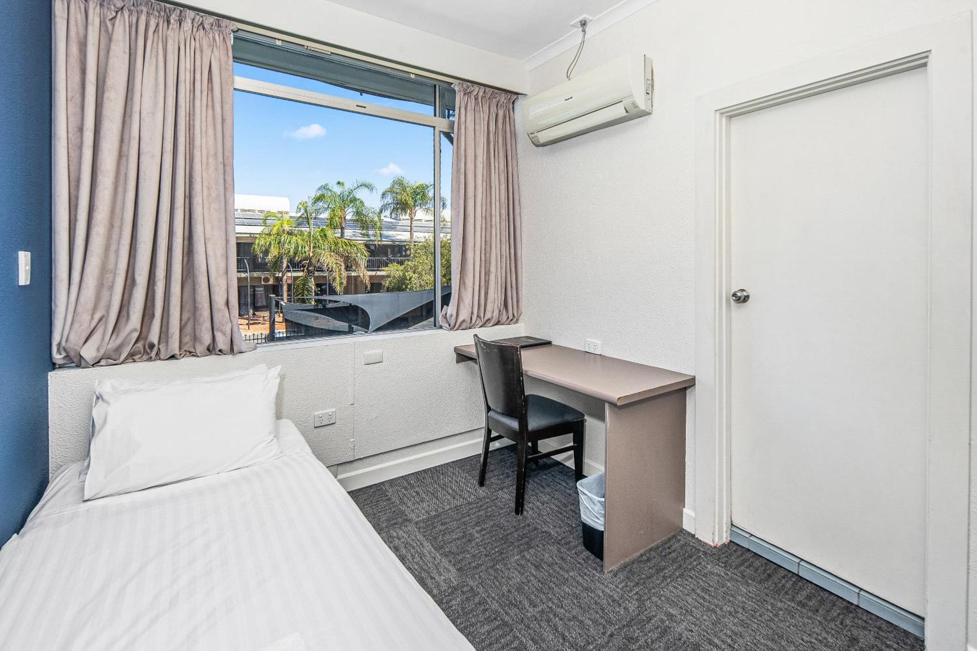 Diplomat Hotel Alice Springs Eksteriør billede